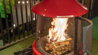 Gapyeong Dongban84 Glamping&pool Villa