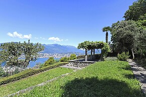 Romantic Rustico With Dependence