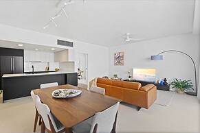 Swell Apartments - by Burleigh Letting