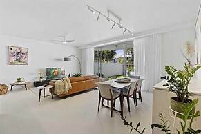 Swell Apartments - by Burleigh Letting