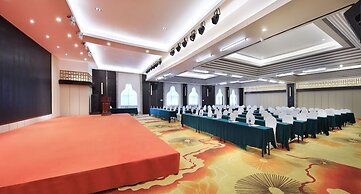 Vienna high-speed railway station shop