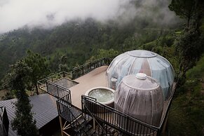 Castle Glamp by Auroras Resorts