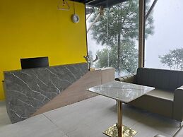 Castle Glamp by Auroras Resorts