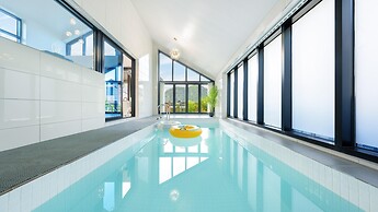 Danyang Dandelion Pool Villa