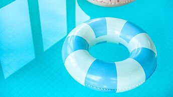 Danyang Dandelion Pool Villa