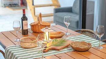 Danyang Dandelion Pool Villa