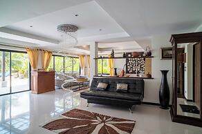 Stunning 5BR Sea View Villa - KBR22