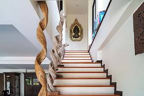 Stunning 5BR Sea View Villa - KBR22