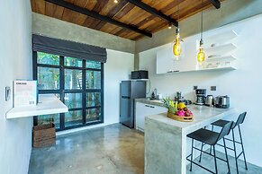 Urban Oasis Loft by GORO