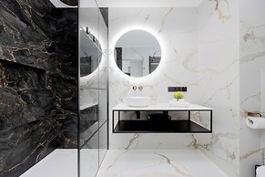 Ludwiki Apartment by Renters