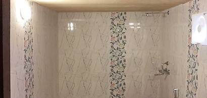 Queen of Thar Desert Camp