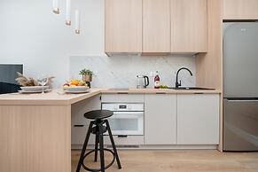 Wodna Apartment Łodź by Renters