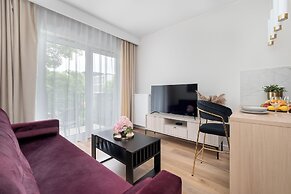 Wodna Apartment Łodź by Renters