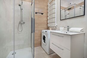 Wodna Apartment Łodź by Renters