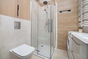 Wodna Apartment Łodź by Renters