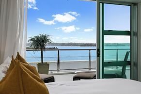 Princes Wharf Apartments by Urban Rest