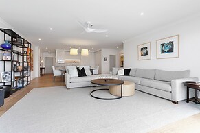 Princes Wharf Apartments by Urban Rest