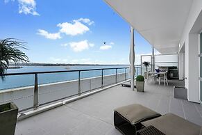 Princes Wharf Apartments by Urban Rest