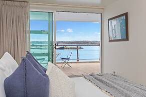 Princes Wharf Apartments by Urban Rest