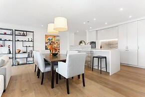 Princes Wharf Apartments by Urban Rest