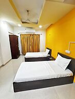 Hsquare Service Apartment Malad
