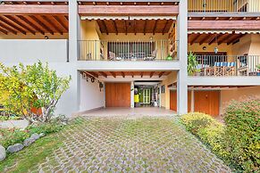 Poggio Picedo P1-32 by Wonderful Italy