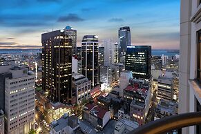 Metropolis Apartments by Urban Rest