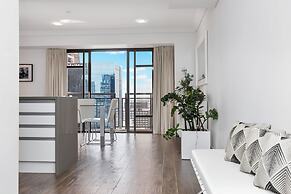 Metropolis Apartments by Urban Rest