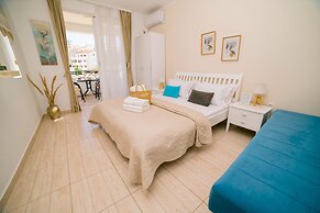 Deluxe Studio Apartment with Sea view