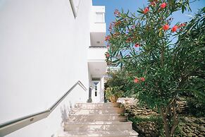 Deluxe Studio Apartment with Sea view