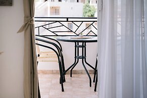 Deluxe Studio Apartment with Sea view