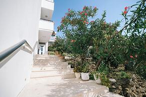 Deluxe Studio Apartment with Sea view