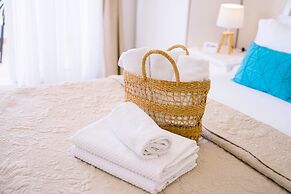 Deluxe Studio Apartment with Sea view