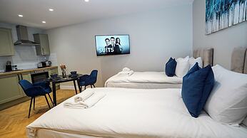 Wisteria F2 - single beds