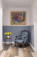 Mariinsky Boutique Hotel