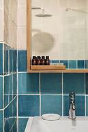 Mariinsky Boutique Hotel