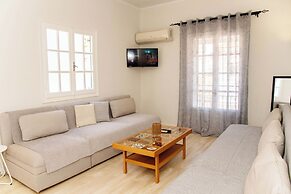 Antonia's Apartments