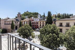 BIBO SUITES REAL CHANCILLERIA