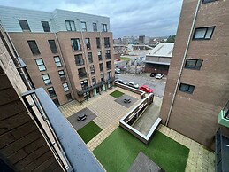 Highend 2bed Duplex Apt With Top Floor Terrace