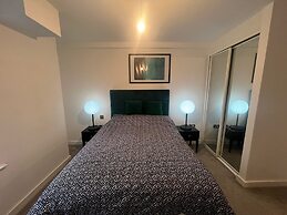 Highend 2bed Duplex Apt With Top Floor Terrace