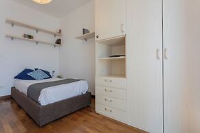 Bright Apartment near Parco Dora
