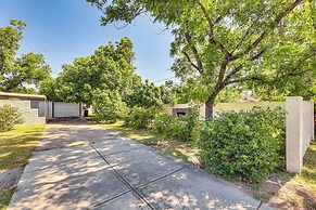 Large Yard & Patio: Historic District Home in Mesa