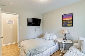 Pinehurst Home w/ Deck < 2 Mi to Golf Course!