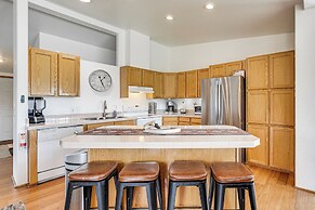 Serene Home w/ On-site Pond & Decks in Chiloquin!