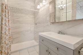 Brand New Elegance and Vibrancy in NOLA