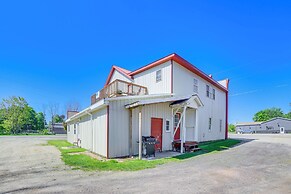 10 Mi to Lake Superior: Eben Junction Townhome!