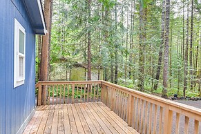 Access to Lake Cushman: Forested Hoodsport Home!