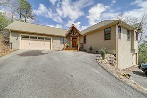 Pisgah Forest Home w/ Large Deck & Mountain Views!