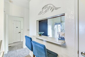 East End Galveston Condo w/ Pool, 1 Mi to Beach!