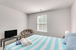 Patio & Backyard: Spacious Home in Moncks Corner